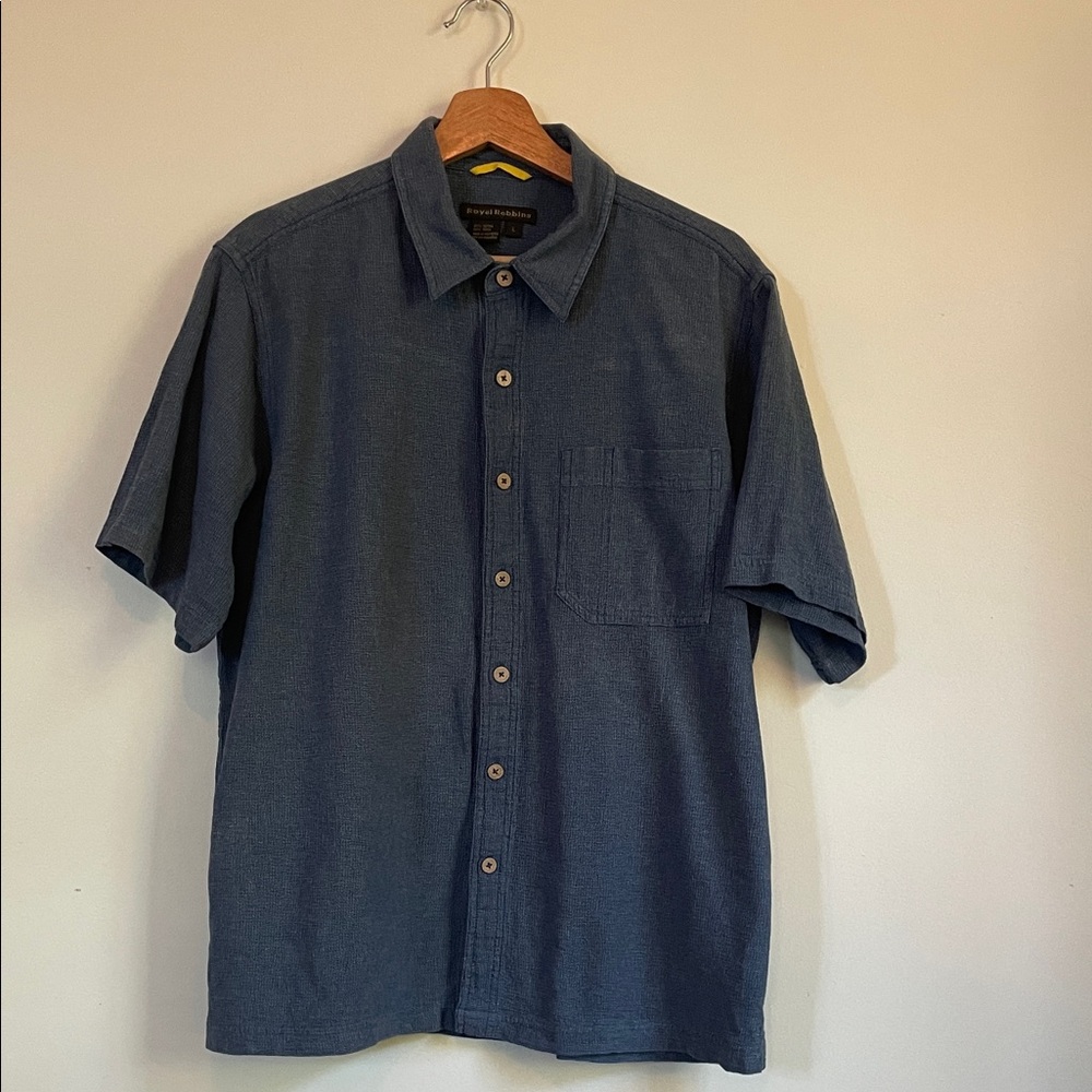 Royal Robbins men’s short sleeve cotton button down shirt